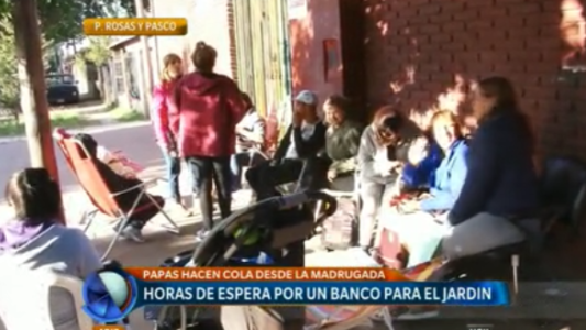 Horas de espera por un banco para el jardín