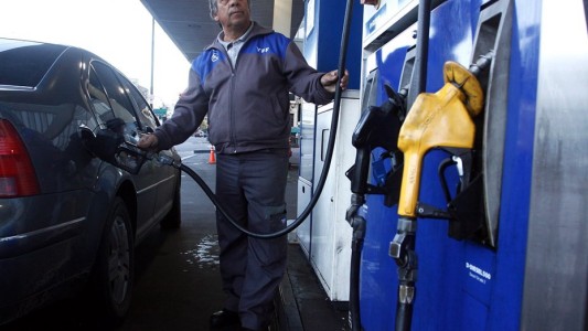 Aranguren justificó nueva suba en naftas: "El año pasado aumentaron por debajo del promedio de los precios"