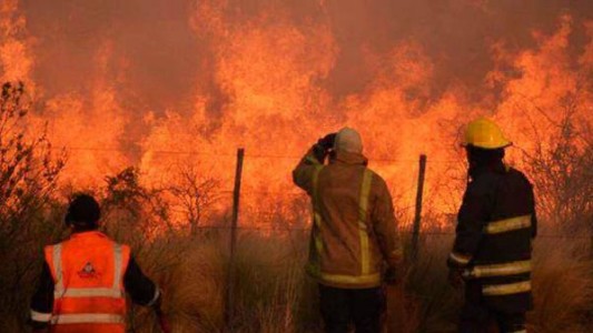 El fuego cesó en La Pampa, aunque se mantiene el alerta