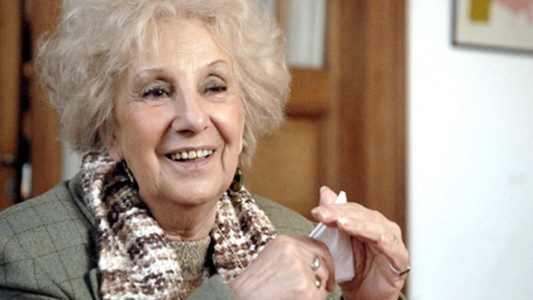 Estela de Carlotto dijo que es una "buena noticia" mantener fijo el feriado del 24 de marzo