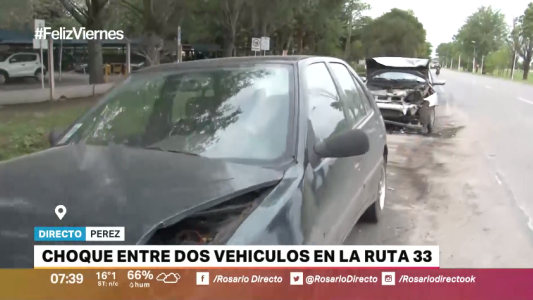Dos automóviles chocaron de frente en la ruta 33