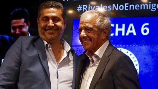 Daniel Angelici y Rodolfo D´Onofrio coincidieron en el veto a los visitantes y pidieron jugar el domingo