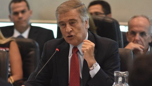 Diputados piden interpelar al ministro Aguad y conformar una comisión bicameral para investigar la situación del ARA San Juan