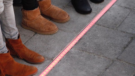 La Municipalidad instalará un semáforo de piso para seguridad de los peatones en Córdoba y Corrientes