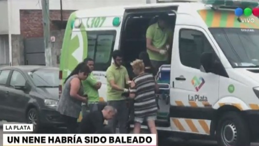 Un policía mató al hijo de su ex y se atrincheró