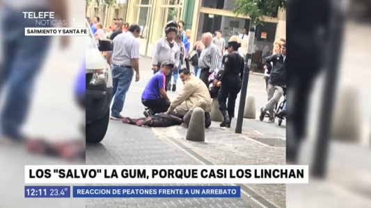 Peatones intentaron linchar a dos delincuentes en el microcentro