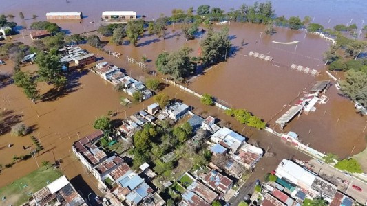 Se agrava la situación por la crecida del río Uruguay: ya hay más de 2 mil familias evacuadas