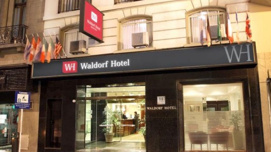 La AFIP realiza un operativo en Hotel Waldorf por una denuncia contra Cristina Kirchner