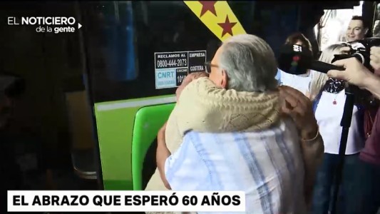 Dos hermanos y un abrazo que esperó 60 años