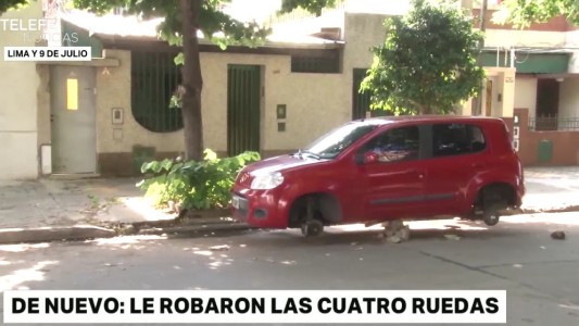 Dejó el auto estacionado frente a su casa y le robaron las cuatro ruedas
