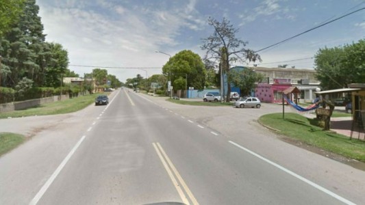 Accidente fatal en Funes: un motociclista murió al chocar contra una camioneta