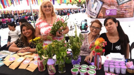 Para comprar local y sustentable: llegan las ferias navideñas