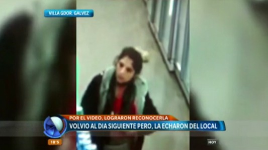 Mechera en acción: así robaban mercadería de un supermercado de Villa Gobernador Gálvez