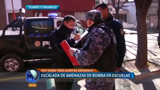 Informe: escalada de amenazas de bomba en escuelas