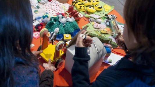 Ferias locales ofrecen objetos para regalar en la noche de Reyes