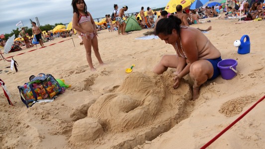 Manos a la obra: está abierta la inscripción para la competencia de esculturas en la arena