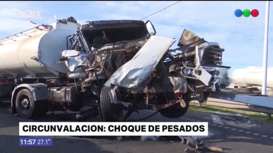 Choque de pesados: impresionante accidente en Circunvalación