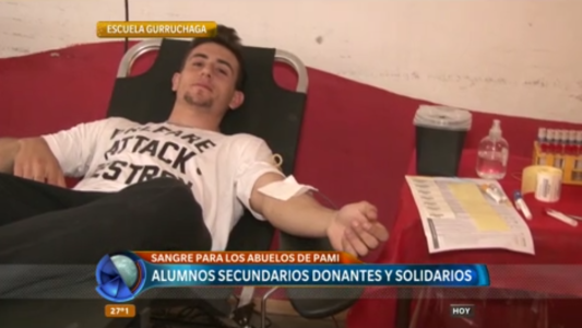 Gran campaña de donantes de sangre para los abuelos del Pami