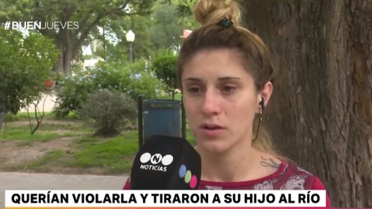 Intentaron violarla delante de su pequeño hijo y como lloraba lo arrojaron al río