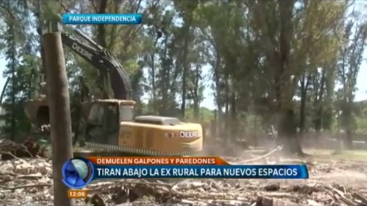 Comenzó la demolición de galpones y paredones en el predio de la exRural para generar nuevos espacios verdes