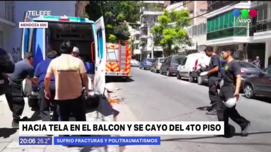 Cayó de un cuarto a un primer piso mientras hacía acrobacias en tela