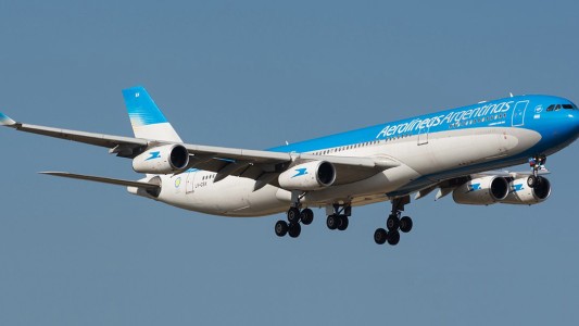 Aerolíneas Argentinas adelanta vuelos por el paro y se verán afectados más de 20.000 pasajeros