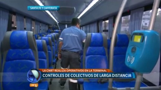 En el inicio de la temporada alta, se duplican los controles en la Terminal a los micros de larga distancia
