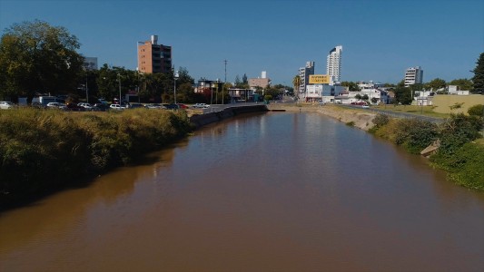 Convocan a una jornada de trabajo voluntario para limpiar la desembocadura del Ludueña