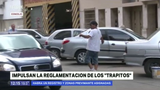 El oficialismo propone regularizar la actividad de los "trapitos"