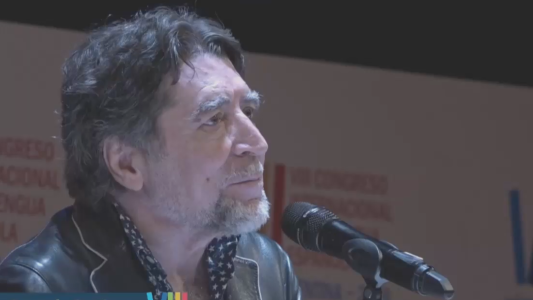 La poesía con la que Sabina conmovió a todos en el Congreso de la Lengua