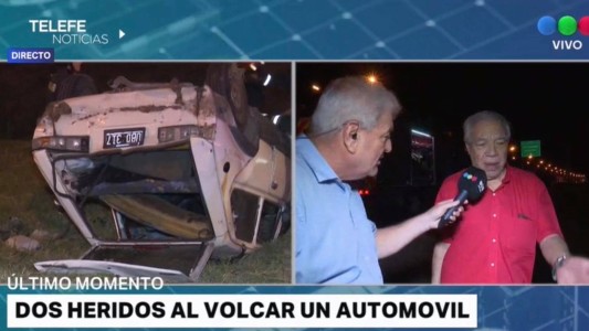 Circunvalación y Uriburu: dos heridos al volcar un automóvil