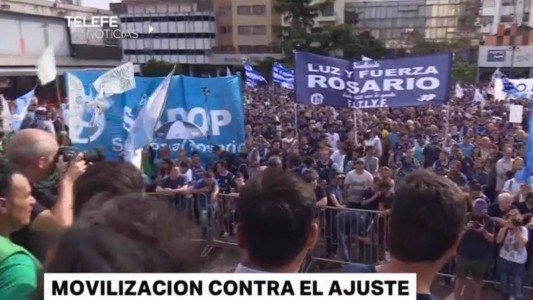 Rosario también marchó contra el ajuste y los despidos