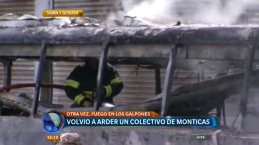 Otra vez fuego en los galpones: volvió a arder un colectivo de Monticas