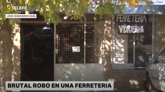 Brutal robo a una ferretería: los golpearon y maniataron con alambres