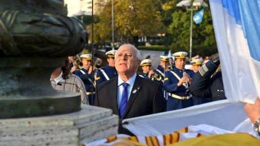 Lifschitz: “El Día de la Bandera tiene que dejar de ser un acto político”