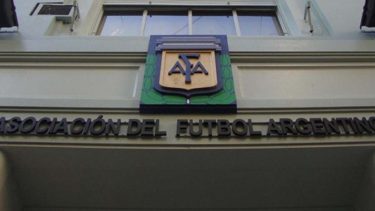 Crisis en la AFA: avanza la posibilidad de una Súper Liga y se habla de una "intervención consensuada"