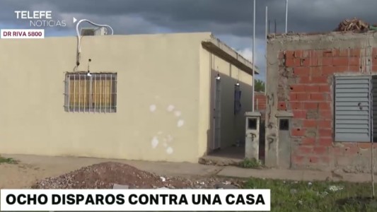 Salvaje balacera contra una vivienda de la zona oeste