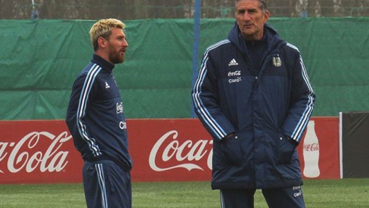 Con Messi de regreso, comienza la "Era Bauza" para la selección nacional