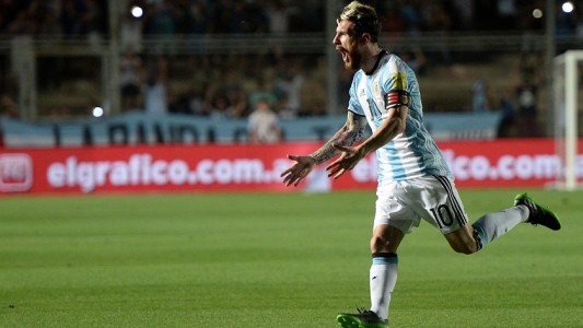 Con un Messi reinante, Argentina goleó a Colombia y quedó en zona de repechaje en las Eliminatorias