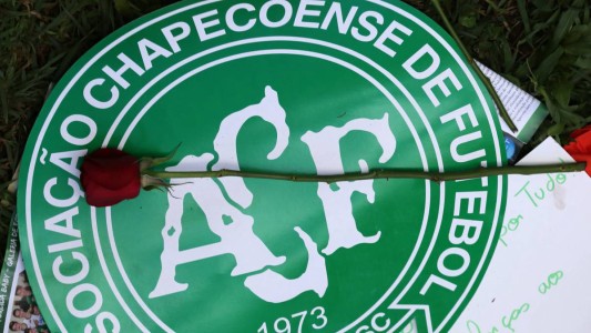 En solidaridad con el Chapecoense, clubes argentinos ponen jugadores a disposición para reconstruir el plantel