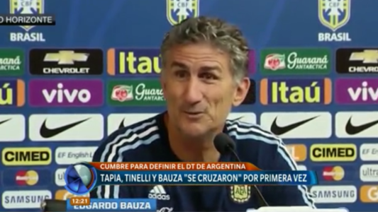 Reunión cumbre para definir el futuro del DT de Argentina