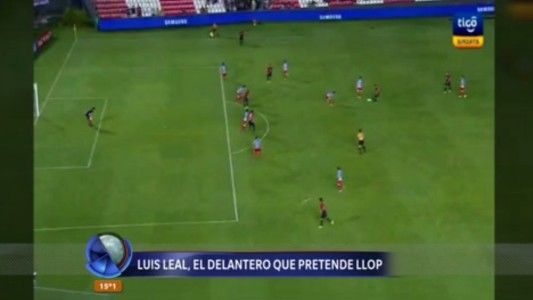 Newell's: ¿quién es Luis Leal, el delantero que pretende Llop?