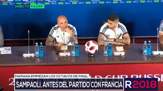 Sampaoli: "Argentina va a jugar con el cuchillo entre los dientes"
