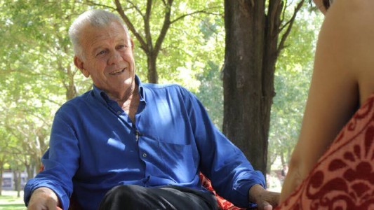 Este martes en Sobran Los Motivos, los sillones rojos reciben a Jorge "El Indio" Solari