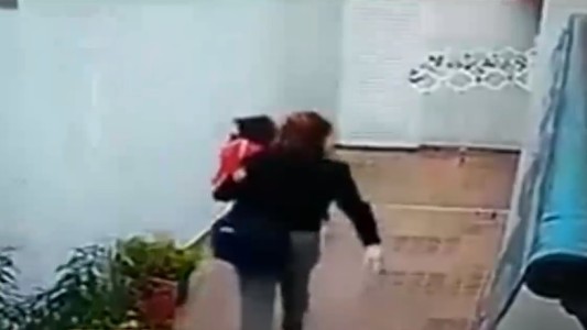 Asaltaron y torturaron a dos ancianas con un bebé en brazos