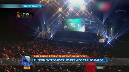 Se entregaron los premios Gardel y Abel Pintos fue el gran protagonista de la noche