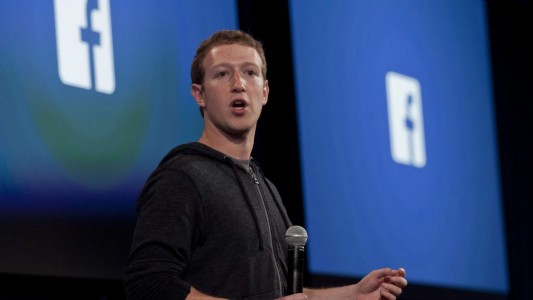 Mark Zuckerberg habló sobre el escándalo mundial de Facebook: "Cometimos errores"