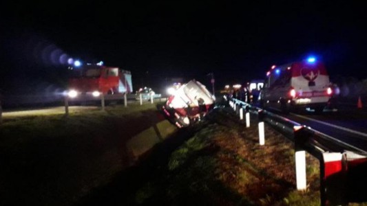 Uruguay: volcó un micro en el que viajaba un contingente de jóvenes argentinos