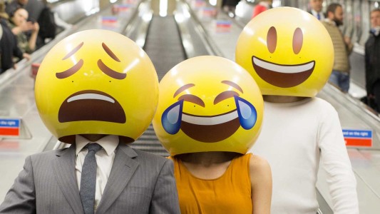 Día Mundial del Emoji: ¿se viene el "matecito"?