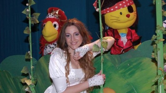 "Me enfermé e hice un tumor por no animarme a expresar lo que sentía": se separó la cantante infantil Adriana